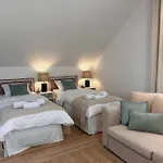 Staromiejski Daire